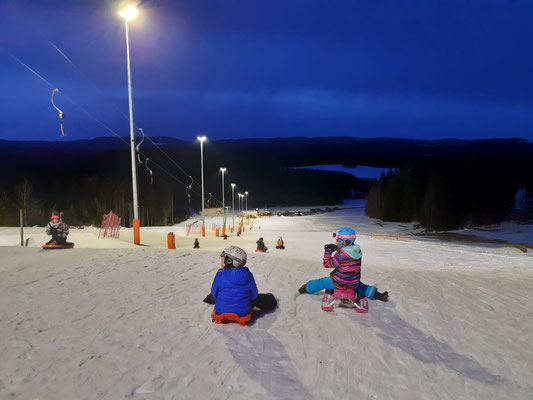 Schnee, Spaß, Action… das alles ist Jungschar